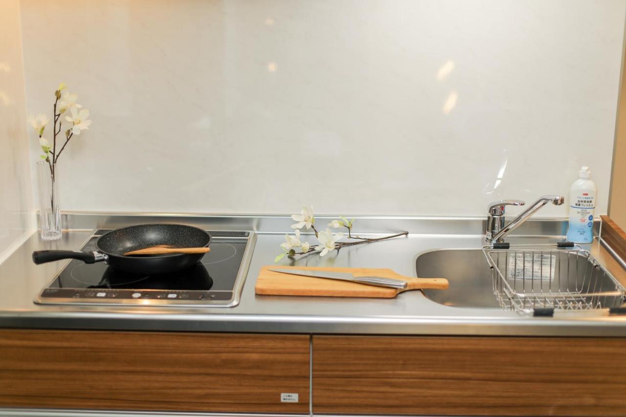 Ocean Shinsaibashi Apartment Osaka Exterior photo