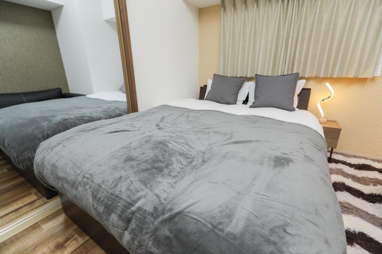 Ocean Shinsaibashi Apartment Osaka Exterior photo