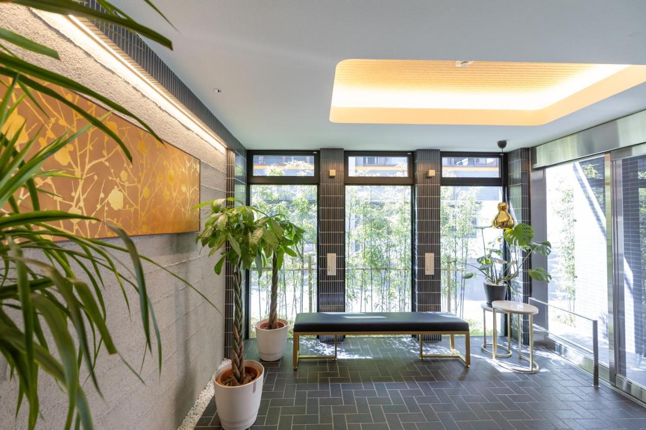 Ocean Shinsaibashi Apartment Osaka Exterior photo